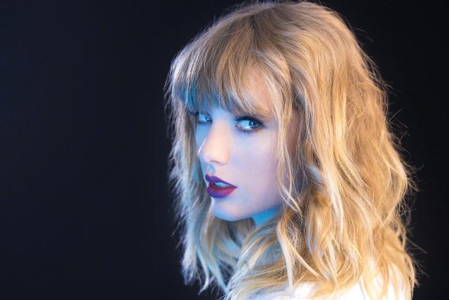 霉霉泰勒·斯威夫特（Taylor Swift）的魔法旋律再度响起，探索其最新单曲XXXX的魅力与影响